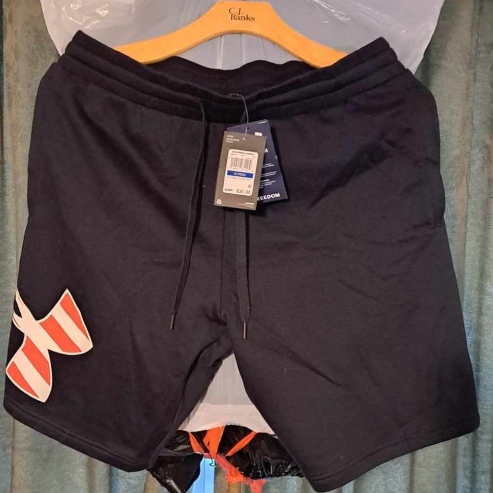 FLEECE SHORTS